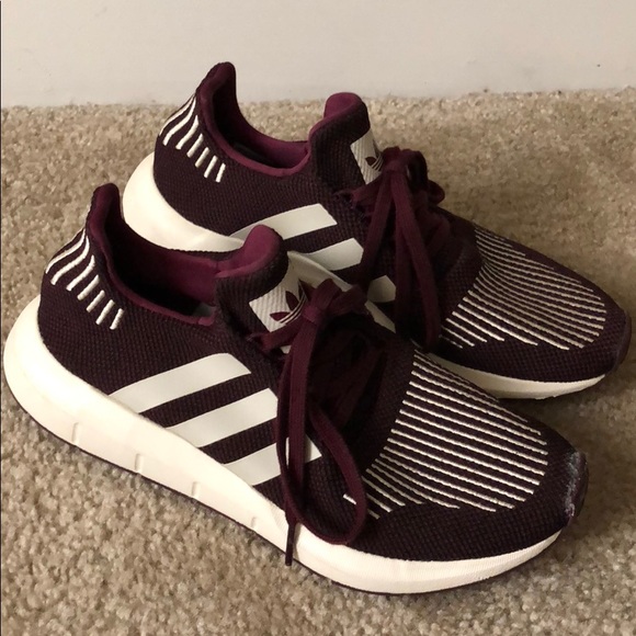 adidas Shoes - Adidas Swift Runner